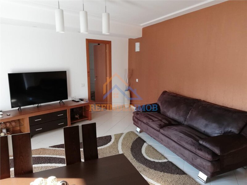 Decebal, apartament de vanzare cu 3 camere,