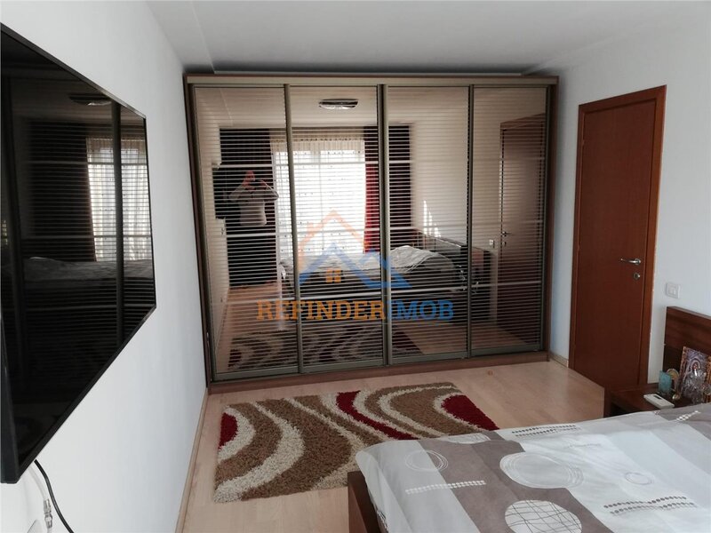 Decebal, apartament de vanzare cu 3 camere,
