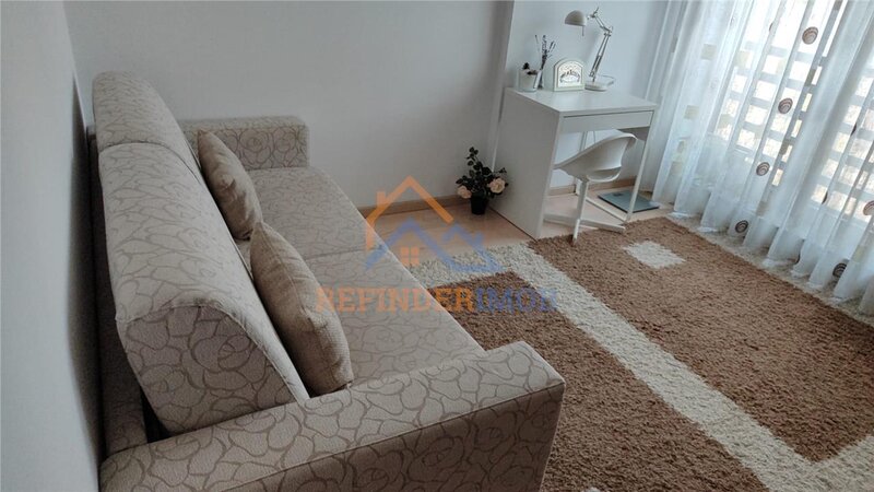 Decebal, apartament de vanzare cu 3 camere,